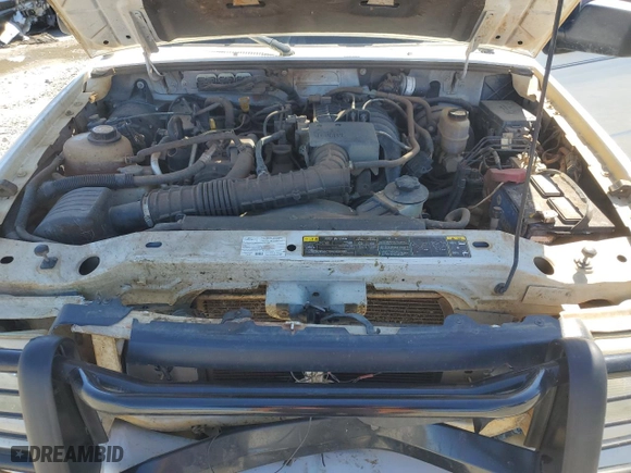 2010 Ford Ranger XL with VIN 1FTKR1ED1APA75380, listed as a Copart auction lot 50027085 with 223,895 mi miles and Salvage Title. Bid and sale history available at carsss.com. Image 11.