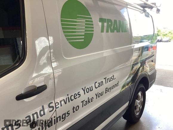2019 Ford Transit с VIN 1FTYR1YG0KKB48172, выставлен на аукционе IAAI как лот 42702776 с пробегом 189 758 миль миль и . История ставок и продаж доступна на DreamBid. Изображение 33.