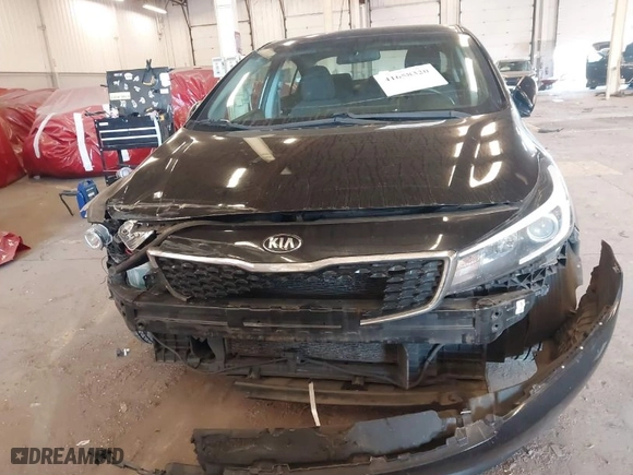 2018 Kia Forte LX with VIN 3KPFL4A71JE261201, listed as a IAAI auction lot 41658320 with 146,872 mi miles. Bid and sale history available at carsss.com. Image 12.