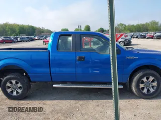 2014 Ford F-150 XL z VIN 1FTFX1EF2EFB82605, wystawiony jako IAAI lot #42267166 z przebiegiem 220 834 mil mil oraz . Historia ofert i sprzedaży dostępna na DreamBid. Obrazek 13.