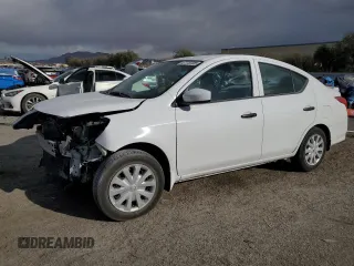 2016 Nissan Versa S Plus with VIN 3N1CN7AP6GL892645, listed as a Copart auction lot 47770705 with 35,647 mi miles and Salvage Title. Bid and sale history available at carsss.com. Image 1.