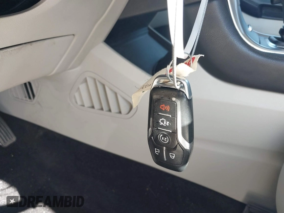 2015 Ford Edge Titanium z VIN 2FMPK3K83FBB06068, wystawiony jako IAAI lot #41774040 z przebiegiem 134 821 mil mil oraz . Historia ofert i sprzedaży dostępna na DreamBid. Obrazek 11.