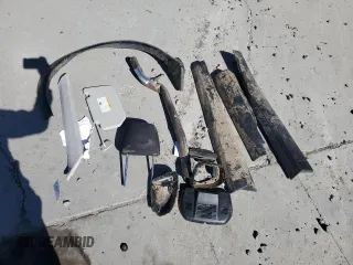 2022 Nissan Rogue S z VIN 5N1BT3AA6NC717528, wystawiony jako Copart lot #55071205 z przebiegiem 26 175 mil mil oraz Szkoda całkowita • Salvage title. Historia ofert i sprzedaży dostępna na DreamBid. Obrazek 13.