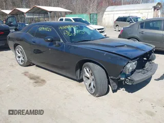 2016 Dodge Challenger SXT Plus z VIN 2C3CDZAG2GH301218, wystawiony jako IAAI lot #41894825 z przebiegiem 124 209 mil mil oraz . Historia ofert i sprzedaży dostępna na DreamBid. Obrazek 1.