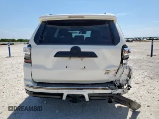 2020 Toyota 4Runner SR5 with VIN JTEZU5JR0L5220926, listed as a Copart auction lot 57238995 with 49,362 mi miles and Salvage title. Bid and sale history available at DreamBid. Image 6.