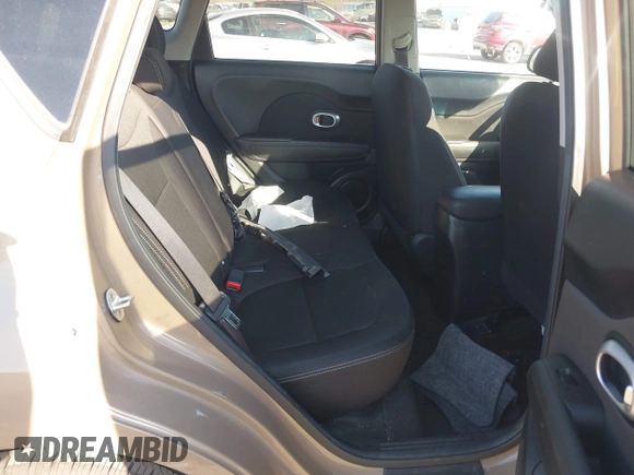 2015 Kia Soul z VIN KNDJN2A22F7146319, wystawiony jako IAAI lot #42083232 z przebiegiem 97 786 mil mil oraz . Historia ofert i sprzedaży dostępna na DreamBid. Obrazek 8.