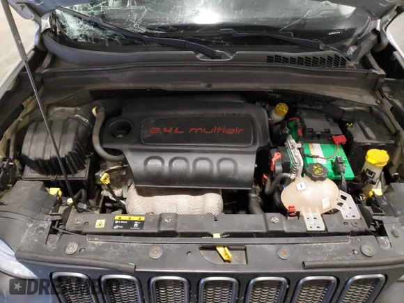 2017 Jeep Renegade Trailhawk with VIN ZACCJBCB2HPF93496, listed as a Copart auction lot 57511145 with 81,163 mi miles and Salvage title. Bid and sale history available at DreamBid. Image 12.