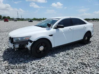 2016 Ford Police Interceptor with VIN 1FAHP2MK9GG102443, listed as a Copart auction lot 57930145 with 125,369 mi miles and Non repairable. Bid and sale history available at DreamBid. Image 1.