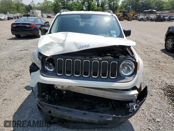 2017 Jeep Renegade Sport with VIN ZACCJBAB5HPE58712, listed as a Copart auction lot 59289025 with 81,393 mi miles and Salvage title. Bid and sale history available at DreamBid. Image 5.