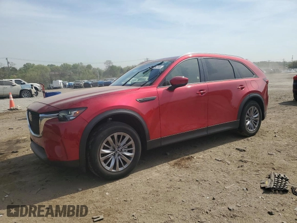 2024 Mazda CX-90 Preferred Plus z VIN JM3KKCHD2R1148192, wystawiony jako Copart lot #54150755 z przebiegiem 24 058 mil mil oraz Nie do naprawy. Historia ofert i sprzedaży dostępna na DreamBid. Obrazek 1.