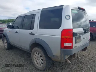 2006 Land Rover LR3 SE with VIN SALAE25496A360327, listed as a IAAI auction lot 42591377 with 194,205 mi miles and . Bid and sale history available at DreamBid. Image 3.