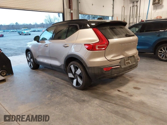 2023 Volvo XC40 Ultimate z VIN YV4ED3UM4P2052302, wystawiony jako IAAI lot #41350191 z przebiegiem 8 542 mil mil oraz . Historia ofert i sprzedaży dostępna na DreamBid. Obrazek 3.