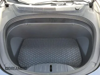 2018 Tesla Model 3 Long Range Battery z VIN 5YJ3E1EB0JF113044, wystawiony jako Copart lot #57056865 z przebiegiem 65 613 mil mil oraz Szkody całkowita. Historia ofert i sprzedaży dostępna na DreamBid. Obrazek 11.