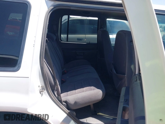 1999 Ford Explorer XLT with VIN 1FMZU34EXXUB24892, listed as a IAAI auction lot 42360239 with 497,613 mi miles and . Bid and sale history available at DreamBid. Image 8.