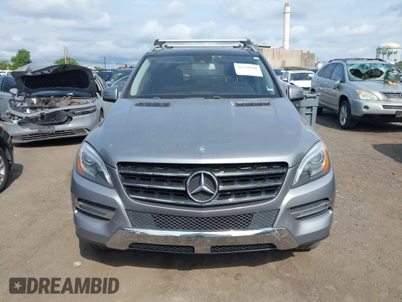 2014 Mercedes-Benz M 350 with VIN 4JGDA5HBXEA369737, listed as a IAAI auction lot 42718890 with 114,740 mi miles and . Bid and sale history available at DreamBid. Image 12.
