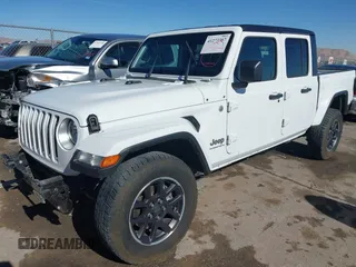 2023 Jeep Gladiator Overland с VIN 1C6HJTFGXPL539988, выставлен на аукционе IAAI как лот 41273387 с пробегом 43 555 миль миль и . История ставок и продаж доступна на DreamBid. Изображение 2.