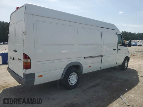 2006 Freightliner Sprinter z VIN WDYPD744965964511, wystawiony jako Copart lot #57107925 z przebiegiem 313 895 mil mil oraz Tytuł czysty. Historia ofert i sprzedaży dostępna na DreamBid. Obrazek 3.