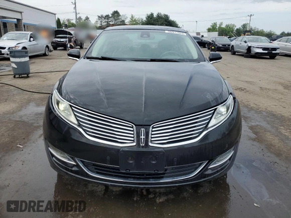 2013 Lincoln MKZ with VIN 3LN6L2JK1DR807478, listed as a Copart auction lot 56911525 with 105,827 mi miles and Salvage title. Bid and sale history available at DreamBid. Image 5.