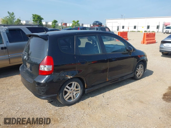 2007 Honda Fit Sport with VIN JHMGD38687S033127, listed as a IAAI auction lot 42722884 with 174,818 mi miles and . Bid and sale history available at DreamBid. Image 4.