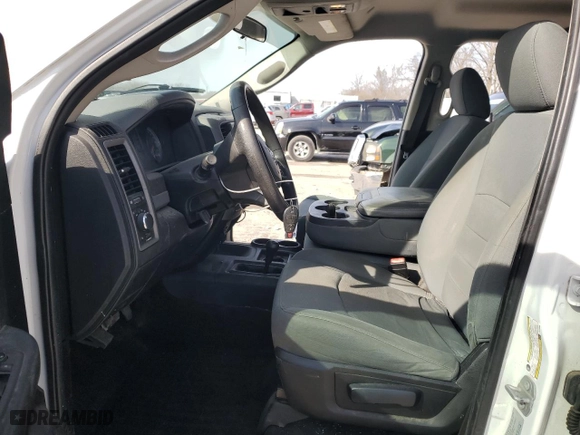 2018 Ram 2500 Tradesman with VIN 3C6UR5CL7JG108890, listed as a Copart auction lot 44032475 with 243,606 mi miles and Salvage Title. Bid and sale history available at carsss.com. Image 7.