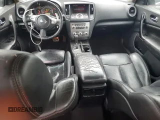 2013 Nissan Maxima SV z VIN 1N4AA5AP6DC843740, wystawiony jako Copart lot #85553554 z przebiegiem 169 418 mil mil oraz Szkoda całkowita • Salvage title. Historia ofert i sprzedaży dostępna na DreamBid. Obrazek 8.