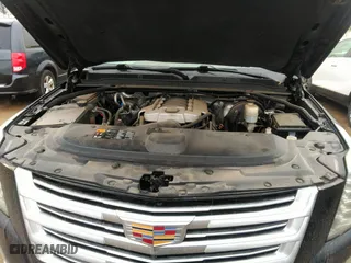 2015 Cadillac Escalade Platinum with VIN 1GYS4PKJ9FR745825, listed as a IAAI auction lot 41201715 with 133,363 mi miles. Bid and sale history available at carsss.com. Image 10.