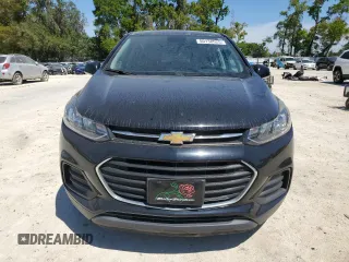 2019 Chevrolet Trax LS with VIN 3GNCJKSB7KL150611, listed as a Copart auction lot 50138525 with 96,873 mi miles and Non Repairable. Bid and sale history available at carsss.com. Image 5.