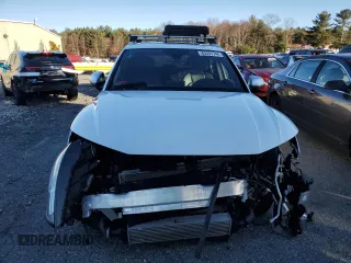 2018 Audi SQ5 Premium Plus with VIN WA1A4AFY4J2213996, listed as a Copart auction lot 83231744 with Not Provided miles and Salvage Title. Bid and sale history available at DreamBid. Image 5.