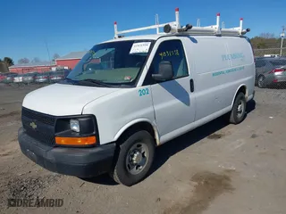 2012 Chevrolet Express Cargo Van with VIN 1GCWGFBA4C1201669, listed as a IAAI auction lot 41831558 with 267,255 mi miles. Bid and sale history available at carsss.com. Image 17.