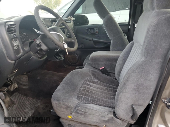 2001 Chevrolet S-10 LS with VIN 1GCCS19581K162217, listed as a Copart auction lot 79950614 with 200,950 mi miles and Salvage Title. Bid and sale history available at DreamBid. Image 7.