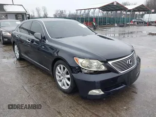 2007 Lexus LS 460 with VIN JTHBL46F675008702, listed as a IAAI auction lot 41574370 with 170,609 mi miles. Bid and sale history available at carsss.com. Image 1.