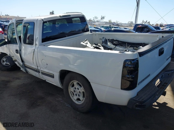 2001 Chevrolet Silverado 1500 LT with VIN 2GCEC19T811396197, listed as a IAAI auction lot 41831350 with 1 mi miles. Bid and sale history available at carsss.com. Image 3.