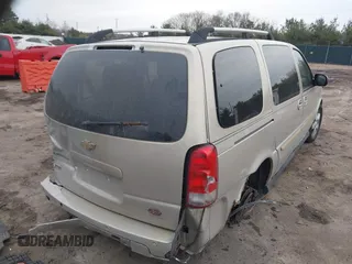 2008 Chevrolet Uplander LT w/1LT with VIN 1GNDV33158D136872, listed as a IAAI auction lot 41515938 with Not Provided miles. Bid and sale history available at carsss.com. Image 4.