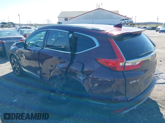 2018 Honda CR-V Touring with VIN 7FARW2H92JE097407, listed as a IAAI auction lot 41850708 with 117,201 mi miles. Bid and sale history available at carsss.com. Image 3.