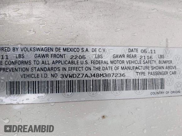2011 Volkswagen Jetta SE with VIN 3VWDZ7AJ4BM387236, listed as a IAAI auction lot 41875995 with 202,028 mi miles and . Bid and sale history available at DreamBid. Image 9.