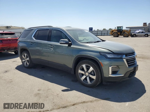 2022 Chevrolet Traverse LT z VIN 1GNEVHKWXNJ101790, wystawiony jako Copart lot #67332944 z przebiegiem 69 348 mil mil oraz Szkoda całkowita • Salvage title. Historia ofert i sprzedaży dostępna na DreamBid. Obrazek 4.