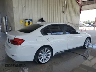 2018 BMW 3 Series 320i with VIN WBA8E1G5XJNU90685, listed as a Copart auction lot 50307935 with 84,613 mi miles and Salvage Title. Bid and sale history available at carsss.com. Image 3.