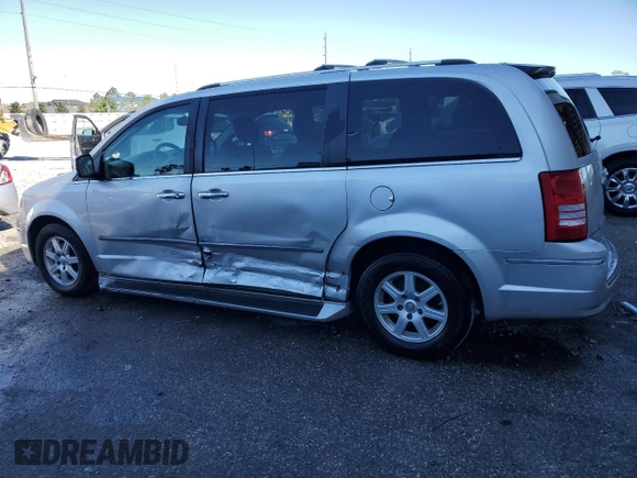 2009 Chrysler Town & Country Limited with VIN 2A8HR64X69R507404, listed as a Copart auction lot 49300475 with 316,073 mi miles and Salvage Title. Bid and sale history available at carsss.com. Image 2.