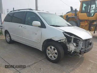 2005 Toyota Sienna XLE with VIN 5TDZA22C05S321550, listed as a IAAI auction lot 42362941 with 214,390 mi miles and . Bid and sale history available at DreamBid. Image 1.