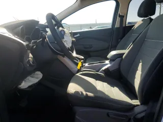 2013 Ford Escape SE with VIN 1FMCU0GX3DUA19981, listed as a Copart auction lot 60905255 with 212,730 mi miles and Salvage title. Bid and sale history available at DreamBid. Image 7.