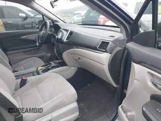 2016 Honda Pilot EX with VIN 5FNYF5H33GB002642, listed as a IAAI auction lot 41495578 with 228,666 mi miles. Bid and sale history available at carsss.com. Image 5.