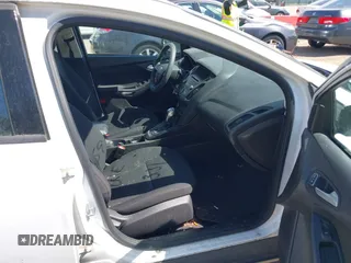 2016 Ford Focus SE with VIN 1FADP3F2XGL354565, listed as a IAAI auction lot 41590623 with 120,047 mi miles. Bid and sale history available at carsss.com. Image 5.