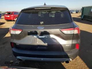 2020 Ford Escape SE z VIN 1FMCU9G65LUA69632, wystawiony jako Copart lot #58921965 z przebiegiem 8964 mil mil oraz Tytuł czysty. Historia ofert i sprzedaży dostępna na DreamBid. Obrazek 6.