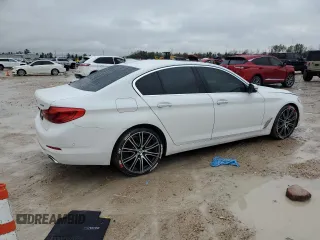 2017 BMW 5 Series 540i with VIN WBAJE5C37HG916165, listed as a Copart auction lot 45088915 with 100,563 mi miles and Salvage Title. Bid and sale history available at carsss.com. Image 3.