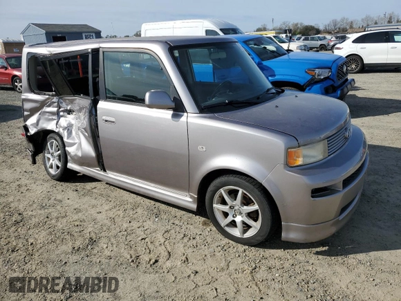 2005 Scion xB with VIN JTLKT324754022034, listed as a Copart auction lot 47303595 with 141,361 mi miles and Salvage Title. Bid and sale history available at carsss.com. Image 4.