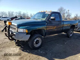 1997 Dodge 2500 with VIN 1B7KF26Z5VJ523640, listed as a Copart auction lot 44957715 with 255,503 mi miles and Clean Title. Bid and sale history available at DreamBid. Image 1.