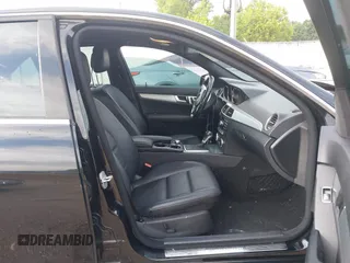 2014 Mercedes-Benz C 250 Sport с VIN WDDGF4HBXEA961769, выставлен на аукционе IAAI как лот 42474680 с пробегом 174 724 миль миль и . История ставок и продаж доступна на DreamBid. Изображение 5.