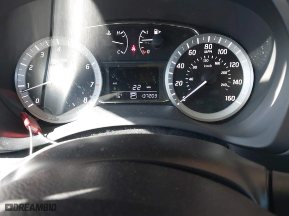 2013 Nissan Sentra SR with VIN 3N1AB7AP5DL635584, listed as a IAAI auction lot 41686634 with 137,203 mi miles. Bid and sale history available at carsss.com. Image 7.
