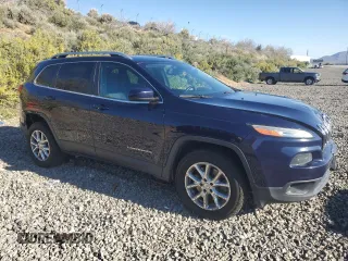 2016 Jeep Cherokee Latitude with VIN 1C4PJMCS2GW211191, listed as a Copart auction lot 55498615 with 134,862 mi miles and Salvage title. Bid and sale history available at DreamBid. Image 4.