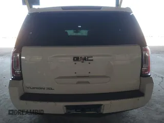 2017 GMC Yukon XL SLE with VIN 1GKS1FKC8HR222023, listed as a Copart auction lot 67496724 with 125,155 mi miles and Salvage Title. Bid and sale history available at carsss.com. Image 6.